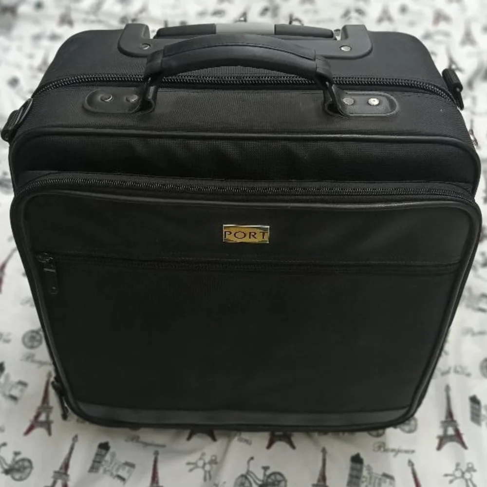 Black Men's Carry-On Brief Bag